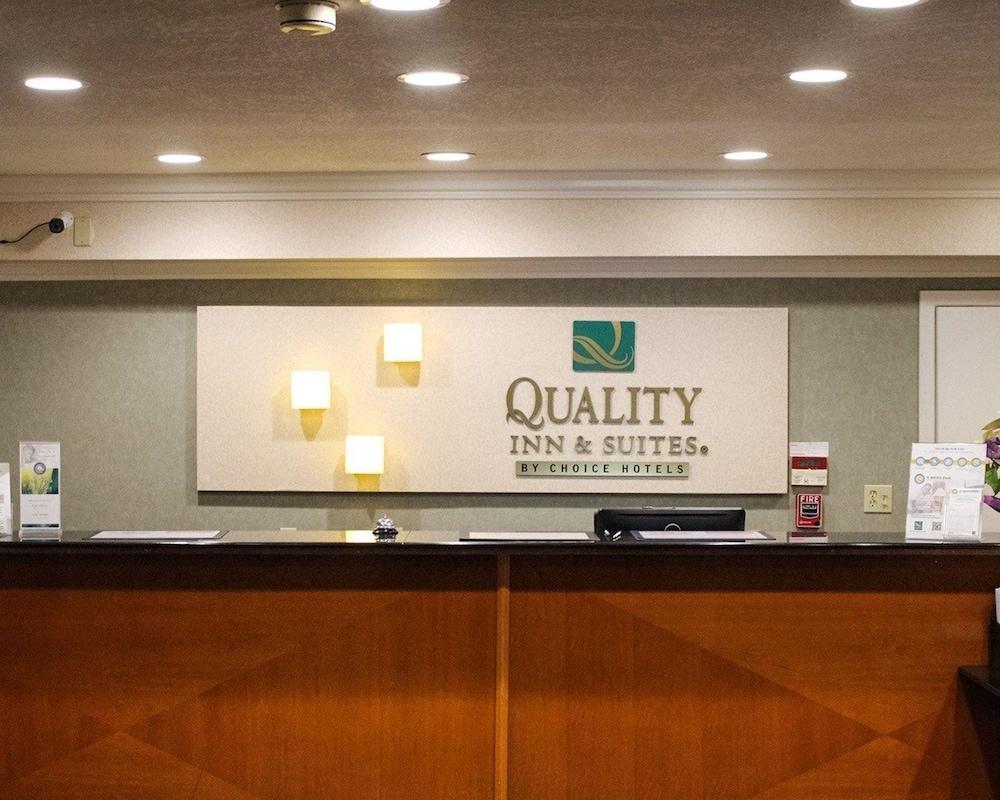 Quality Inn & Suites Oceanside Near Camp Pendleton Exterior foto