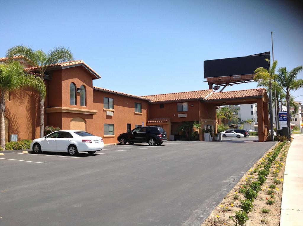 Quality Inn & Suites Oceanside Near Camp Pendleton Exterior foto